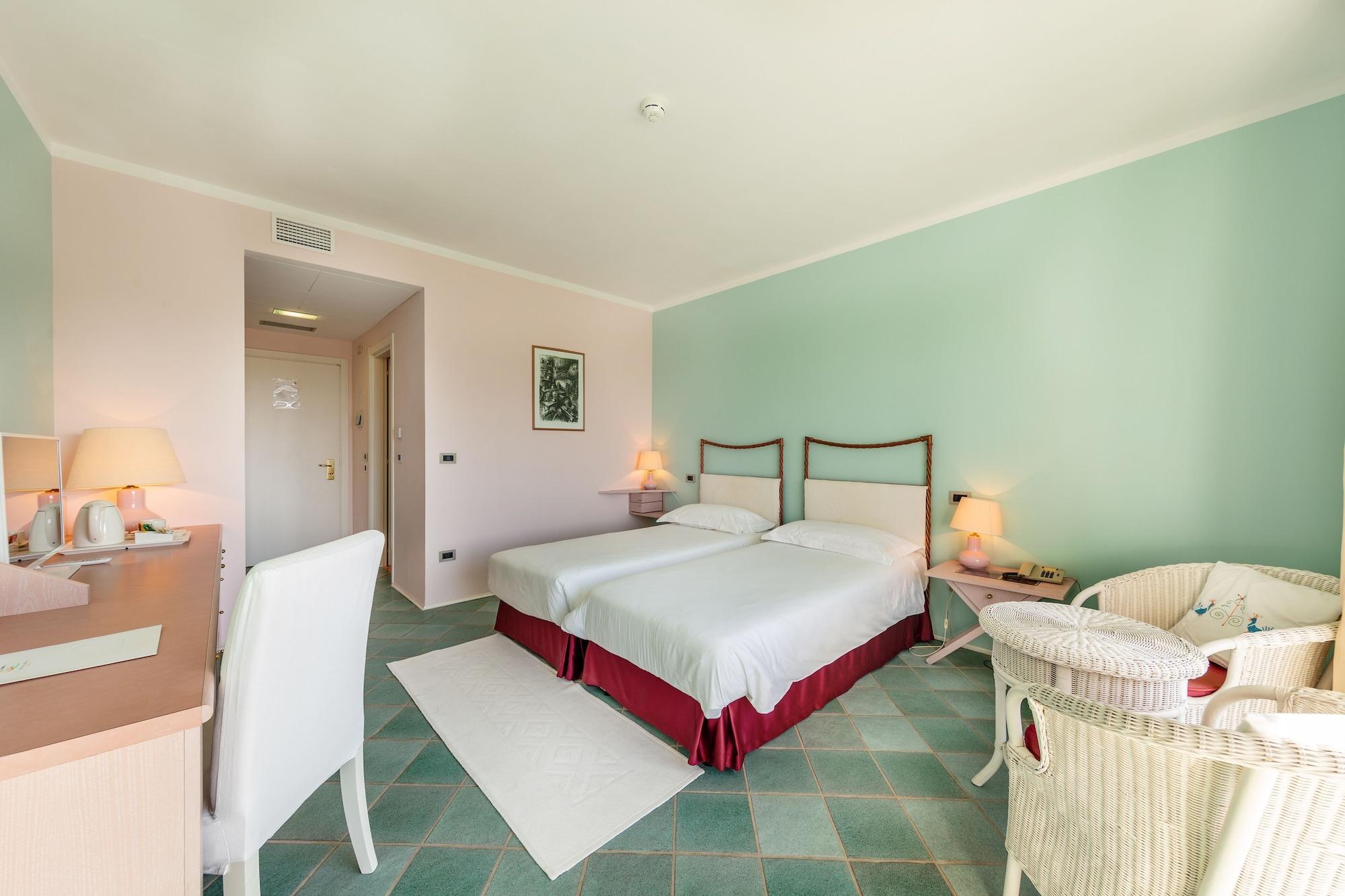 Hotel Luna Lughente Olbia Exterior foto