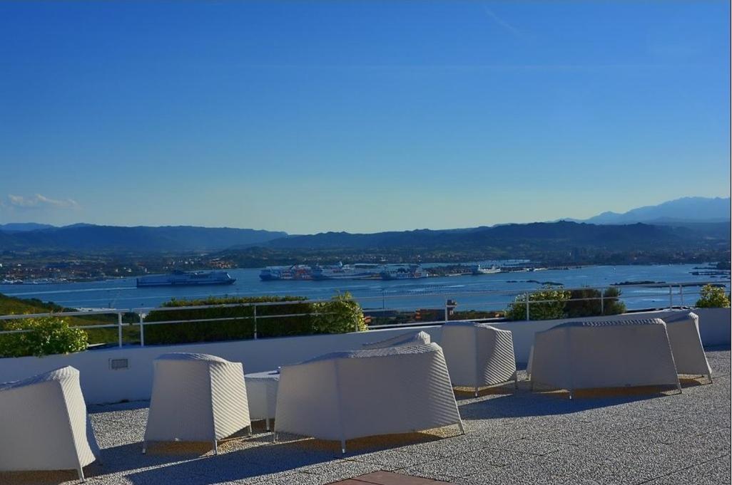 Hotel Luna Lughente Olbia Exterior foto